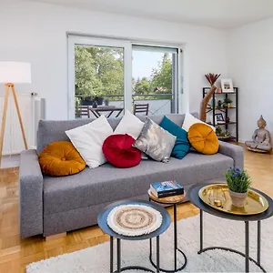 2og Links - Wunderschöne 70m2 2-zimmer Nähe Salzburg Apartment